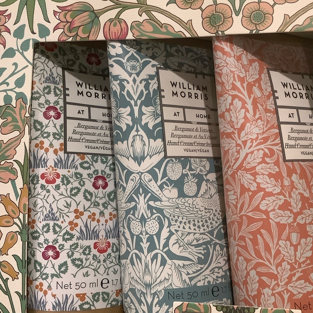 William Morris At Home Scented Bergamot Vetiver Luxury  Hand Creams Set 4 NWT - Picture 14 of 16